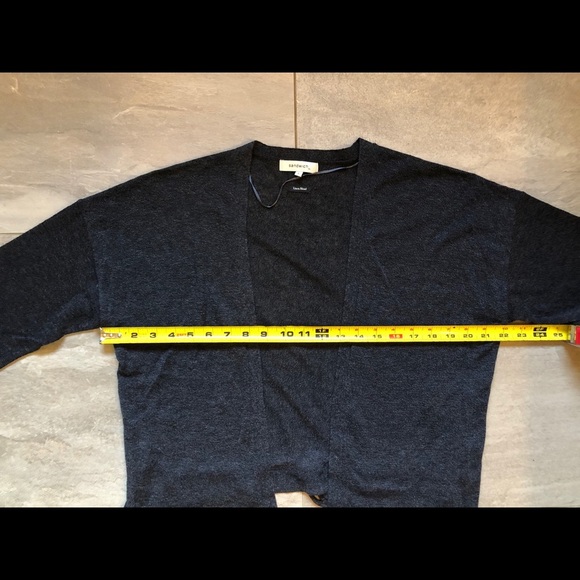 Sandwich Cardigan - Picture 4 of 5